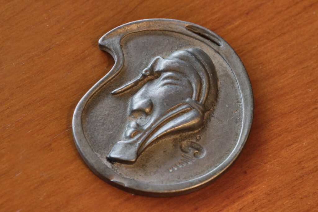 VirgilEngland Delta Queen Necklace